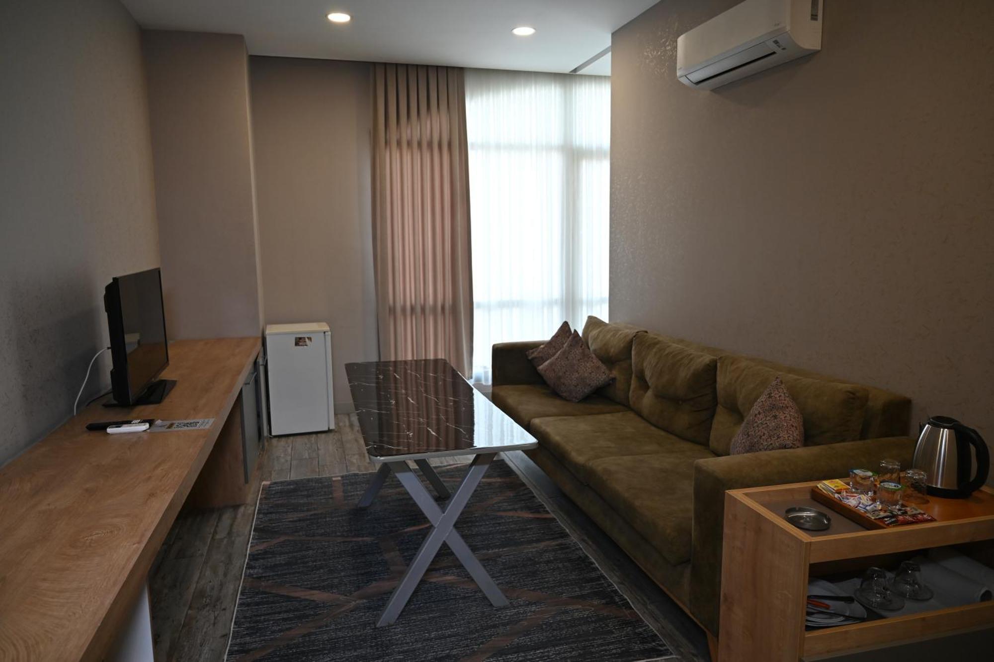 Apart Otel Agora 2*