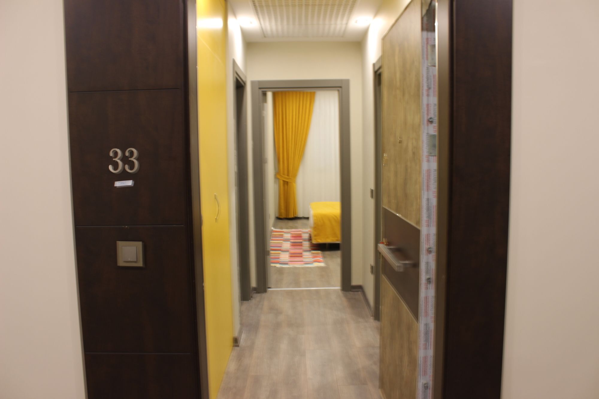 Agora Aparthotel 2*